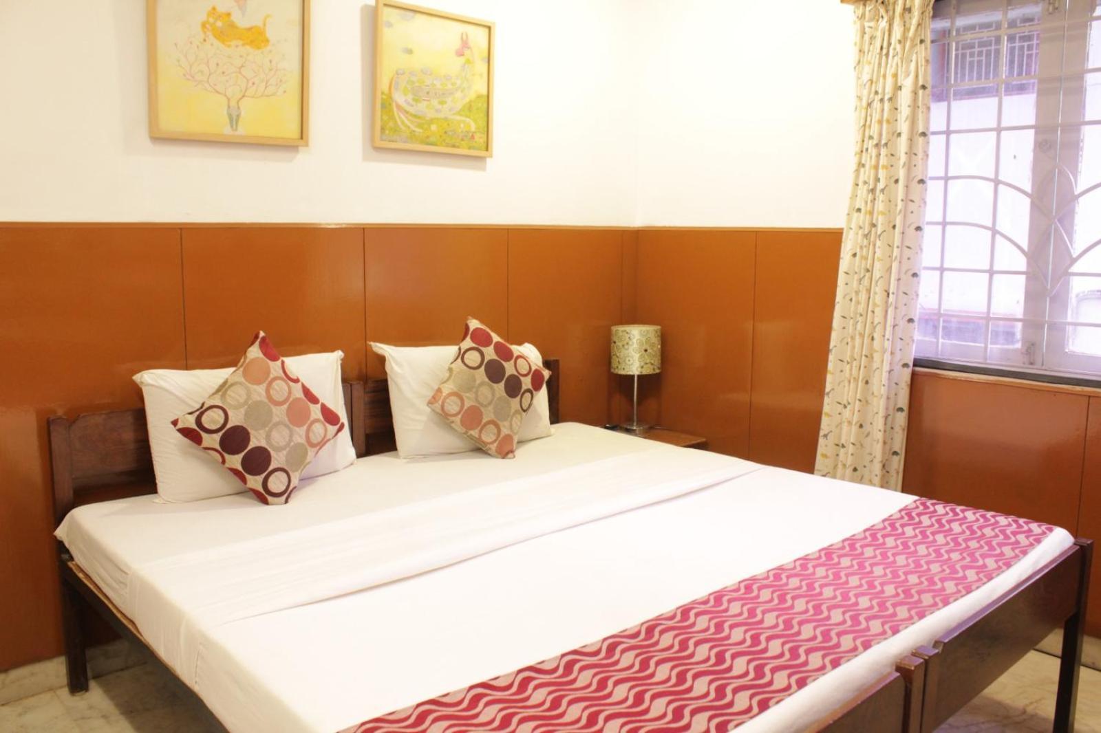 Bed and Breakfast Happy Planet Chennai Esterno foto